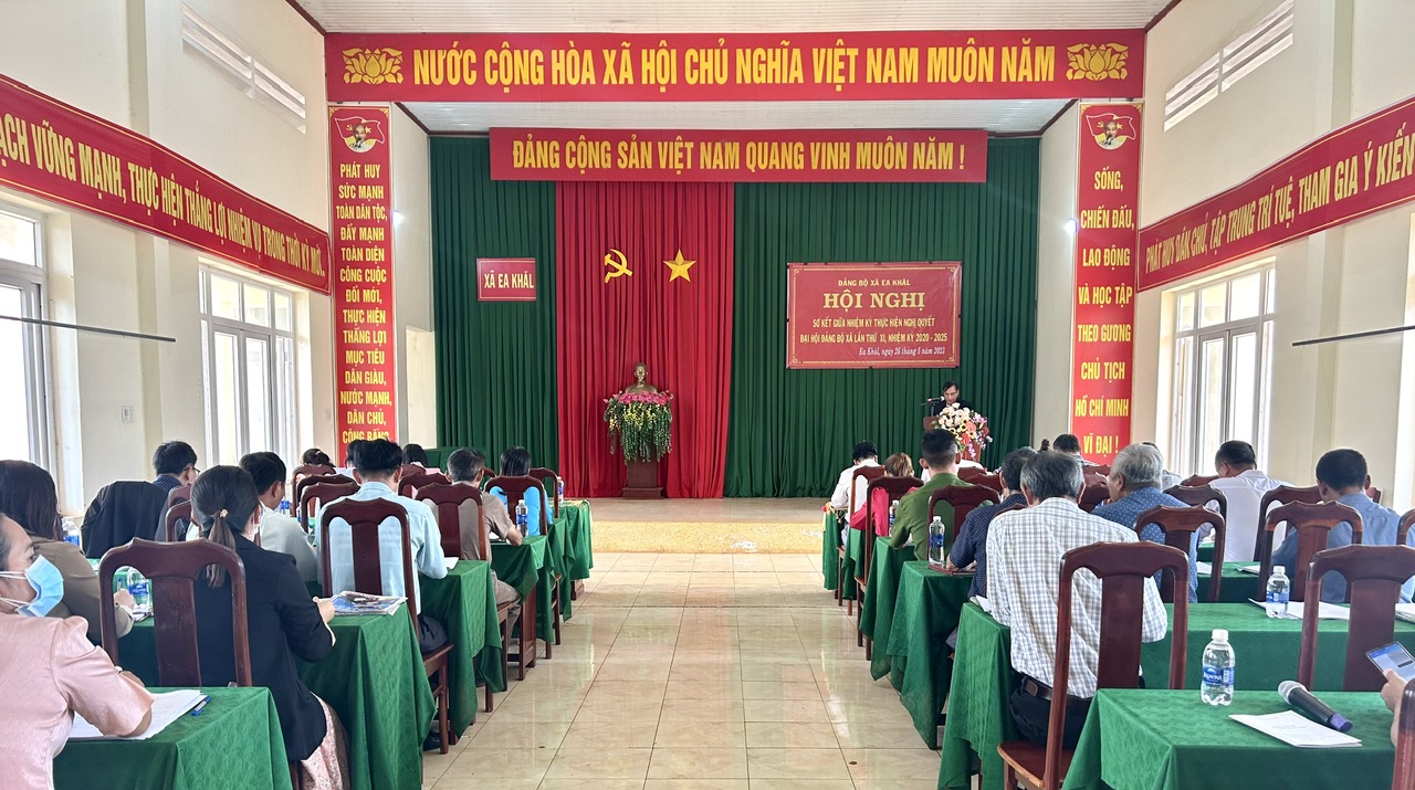 Đảng bộ xã Ea Khăl: Hội nghị sơ kết giữa nhiệm kỳ thực hiện Nghị quyết Đại hội Đảng bộ xã lần thứ XI, nhiệm kỳ 2020 – 2025.